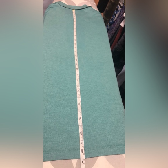 Uniqlo Greeny Blue Short Sleeve Polo - Picture 7 of 9